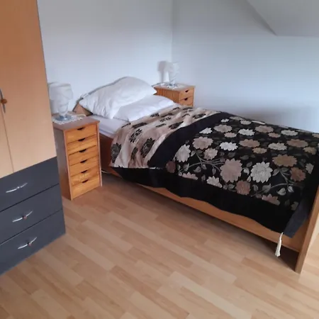 Dachgeschoss Bs Suedstadt Nahe شقة *
